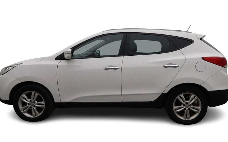 Used Hyundai ix35 Premium 116 HP (85 kW) 2013 White SUV