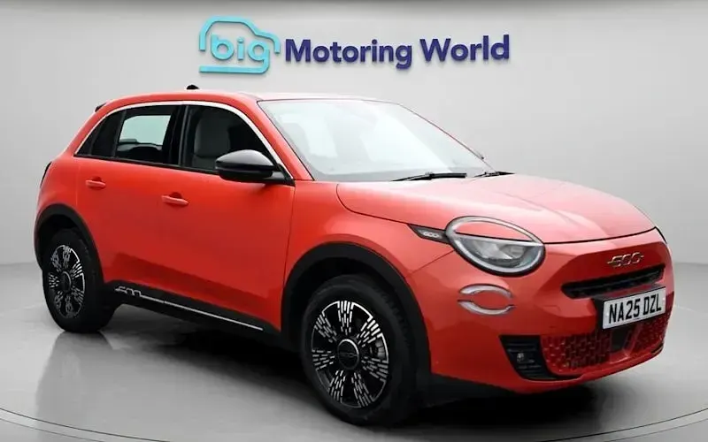 Used Fiat 600 La Prima 101 HP (74 kW) 2025 SUV