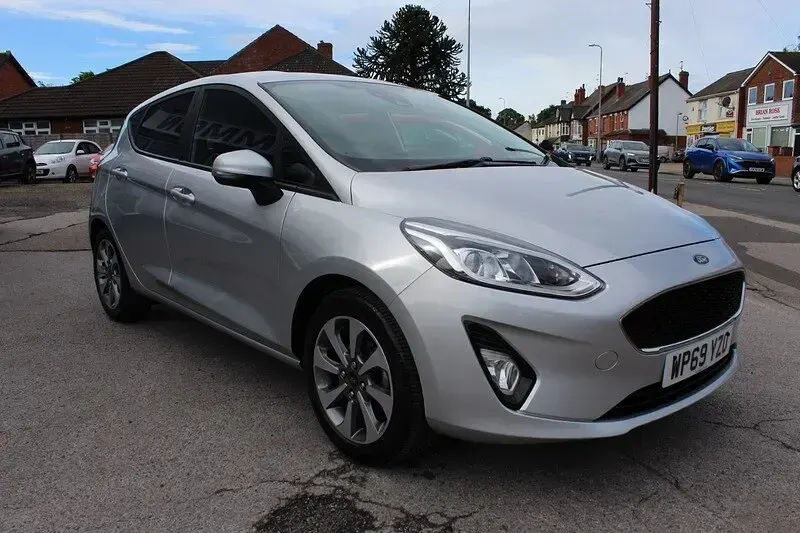 Used Ford Fiesta Trend 85 HP (62 kW) 2019 Silver Hatchback