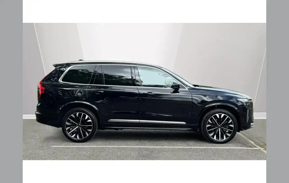 Used Volvo XC90 Ultra 455 HP (334 kW) 2025 Black SUV