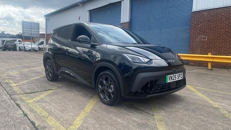 Used 2025 BYD Dolphin Comfort Hatchback | £19,346 (Good price) - Image 1/3