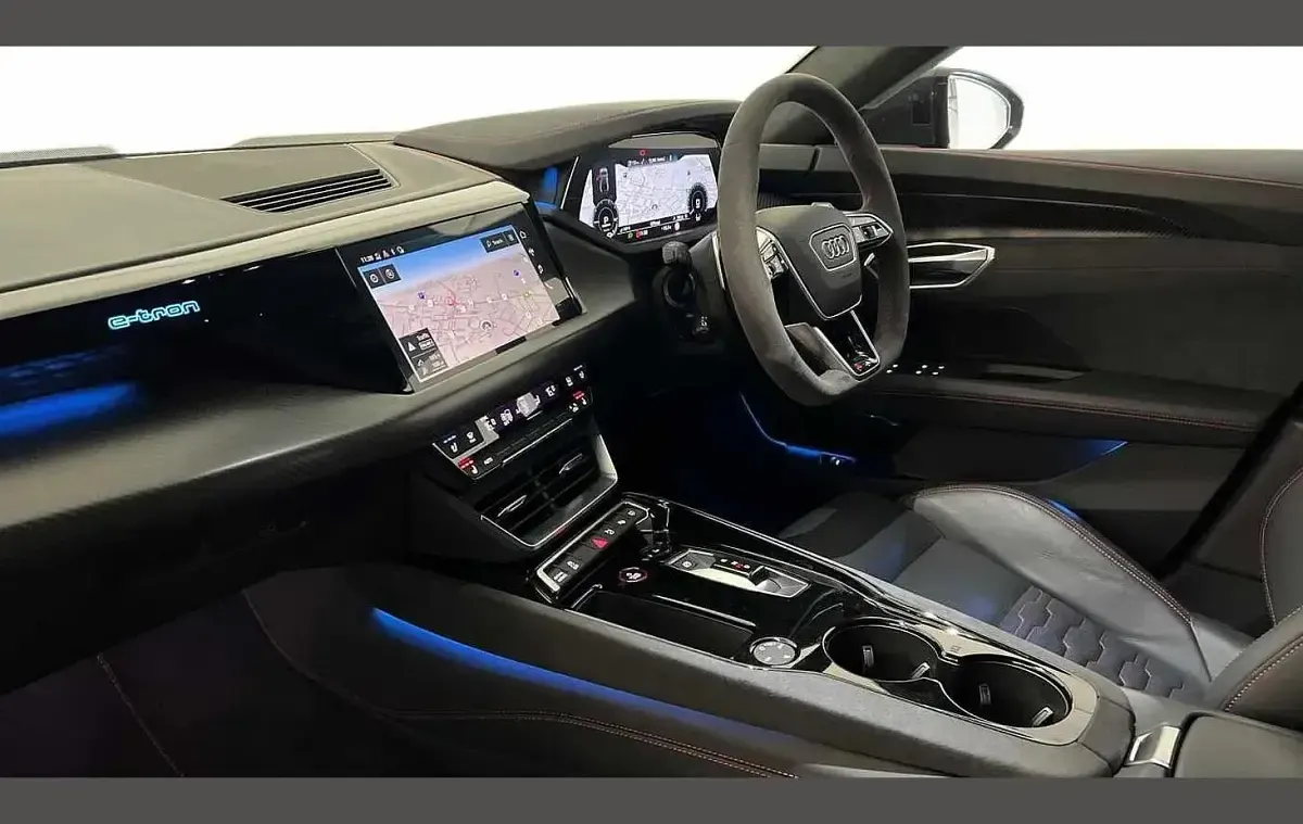 Used Audi RS e-tron GT Comfort 467 kW (636 HP) 2023 Black Sedan