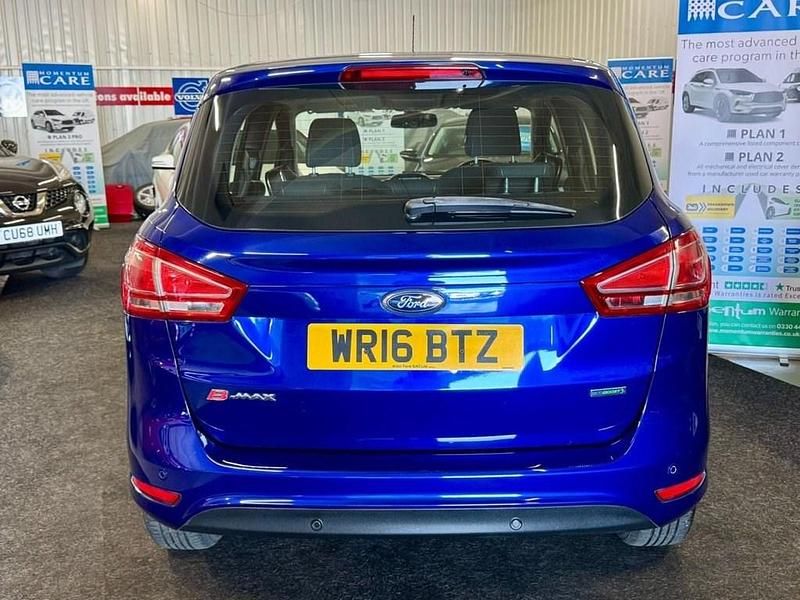 Used Ford B-MAX Zetec 125 HP (91 kW) 2016 Blue MPV
