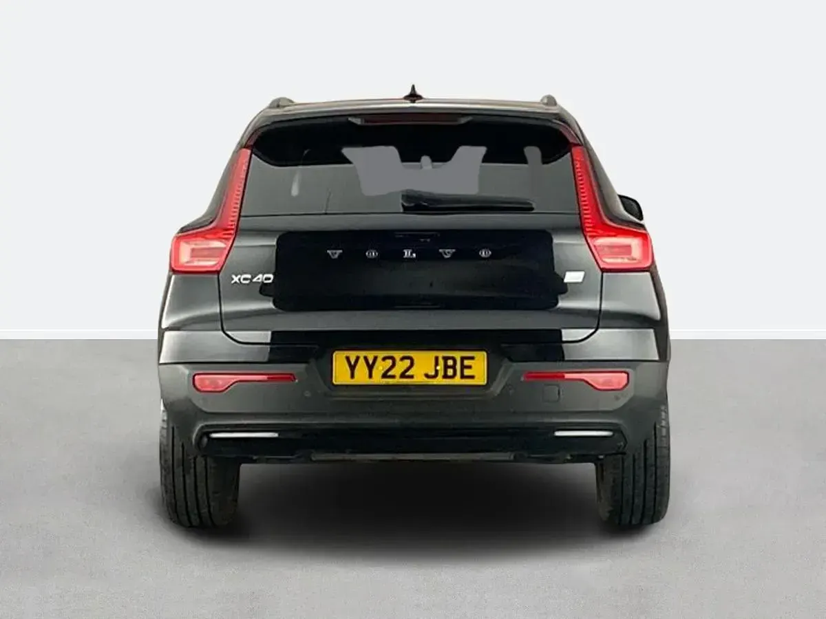 Used Volvo XC40 R-Design 2022 Black SUV