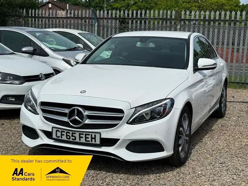 Used Mercedes C220 170 HP (125 kW) 2015 White Sedan