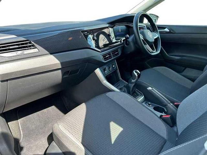 Used VW Polo 95 HP (69 kW) 2024 Hatchback