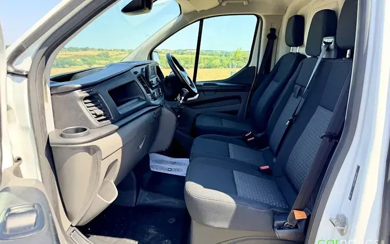 Used Ford Transit Custom Trend 131 HP (96 kW) 2019 White Van