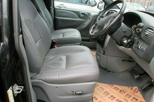 Used Chrysler Voyager 148 HP (108 kW) 2007 MPV