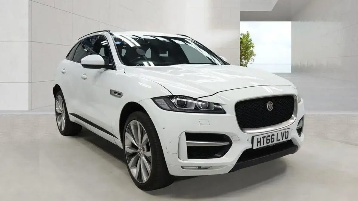 Begagnad Jaguar F-Pace R-Sport 180 HK (132 kW) 2016 SUV
