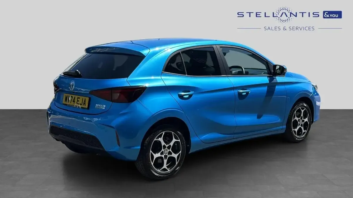 Used MG MG3 Trophy 191 HP (140 kW) 2024 Blue Hatchback