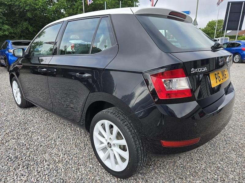 Used Skoda Fabia Colour Edition 75 HP (55 kW) 2018 Black Hatchback