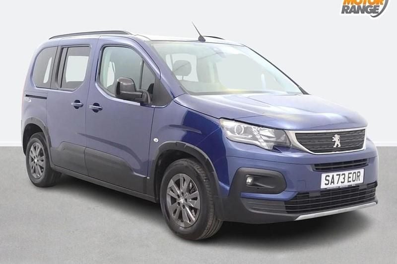 Used Peugeot Rifter Allure 131 HP (96 kW) 2023 Blue MPV