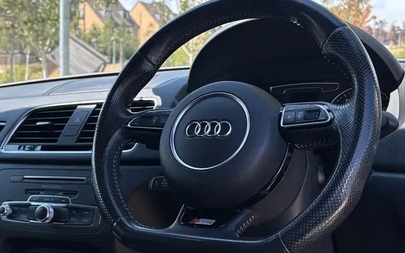 Used Audi Q3 Black Edition 180 HP (132 kW) 2018 Grey SUV