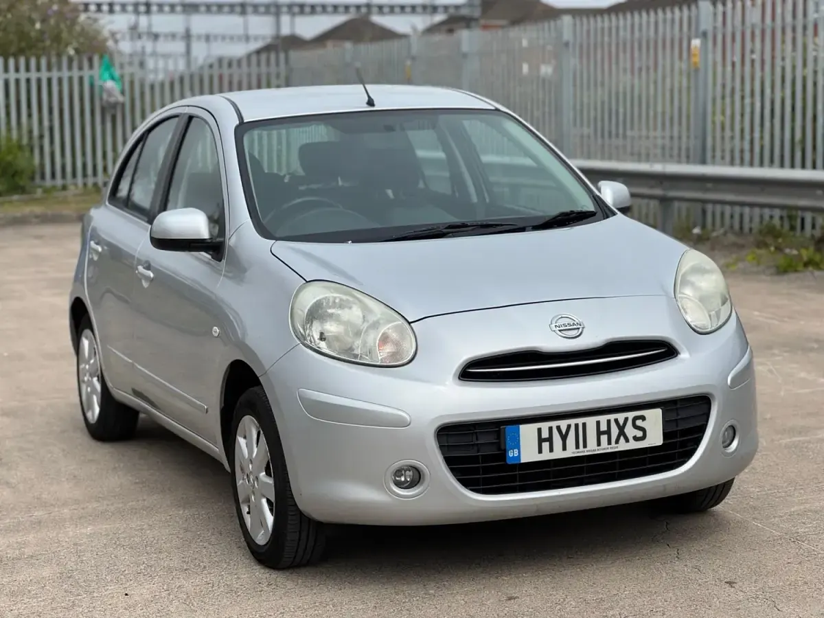 Używany Nissan Micra Acenta 2011 Srebrny Hatchback