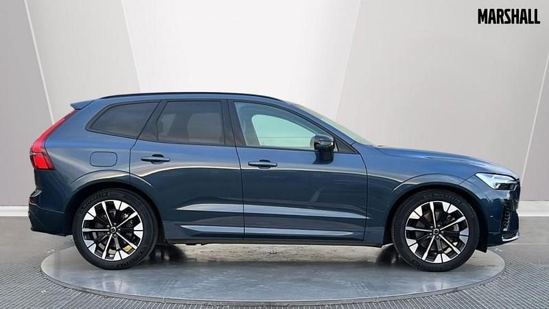 Used Volvo XC60 Ultra 250 HP (183 kW) 2025 Blue SUV