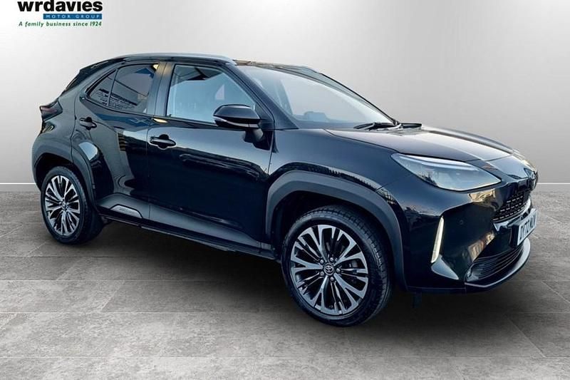 Used Toyota Yaris Hybrid 2022 SUV