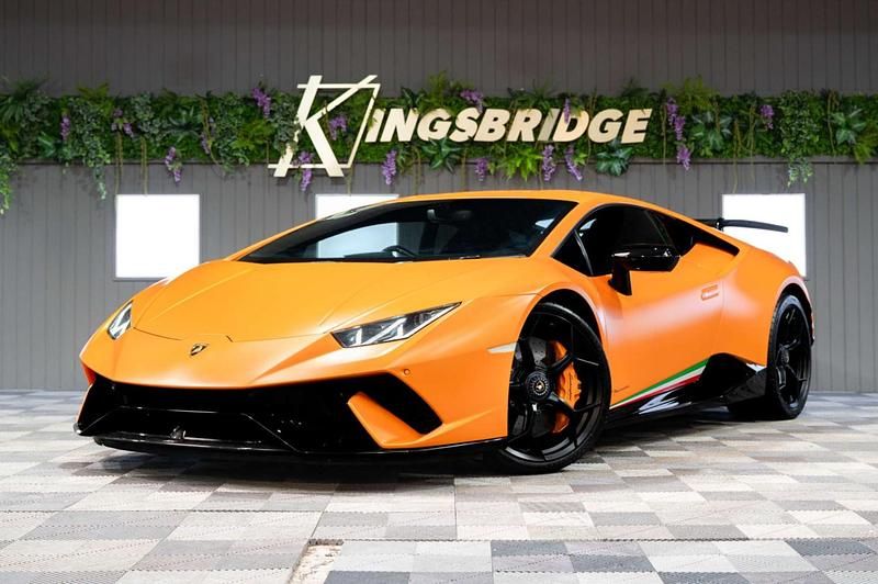 Used Lamborghini Huracán 640 HP (470 kW) 2019 Orange Coupe
