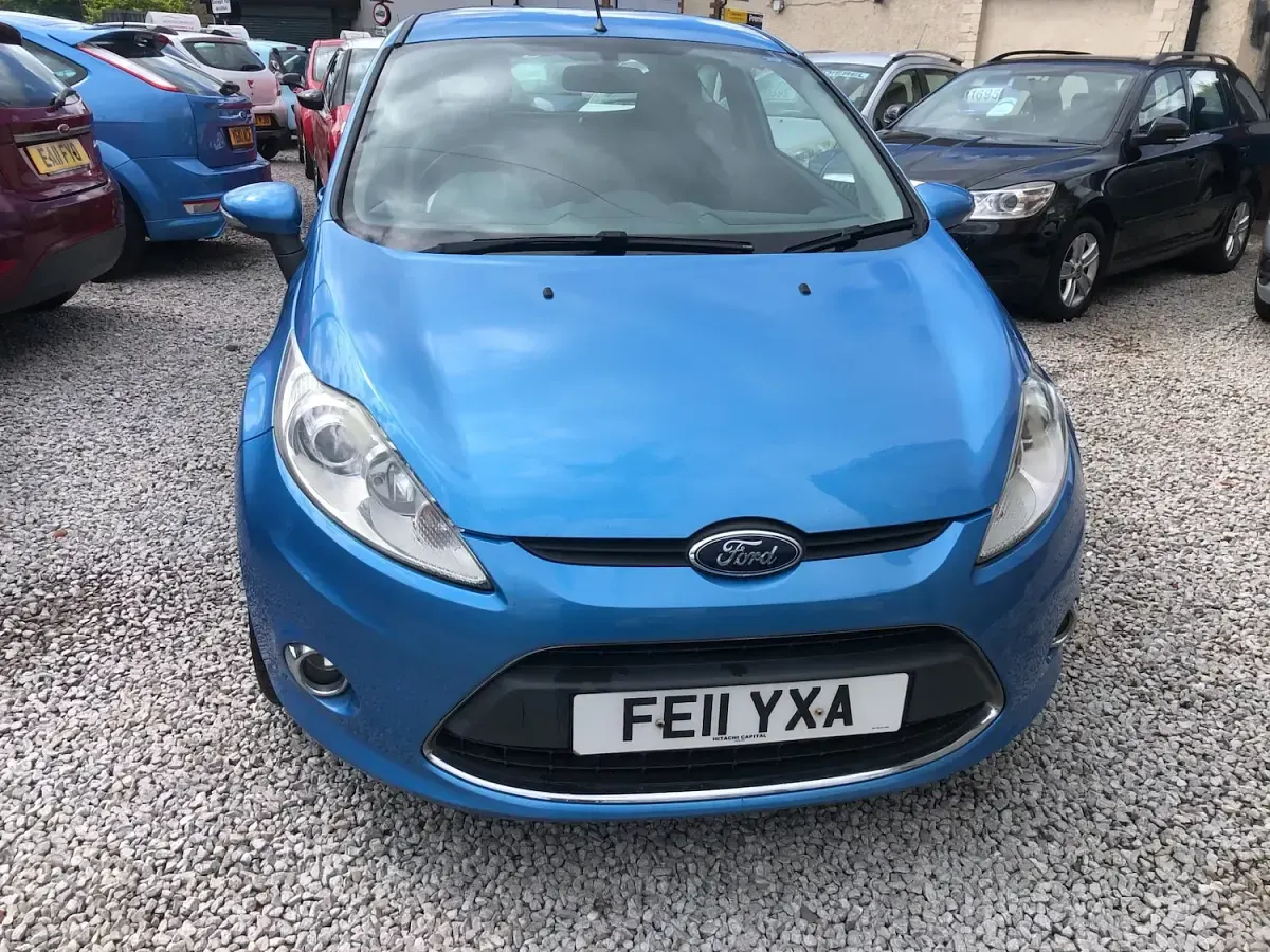 Used Ford Fiesta Zetec 2011 Blue Hatchback