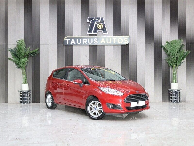 Red Used 2016 Ford Fiesta Zetec Hatchback | £5,995 (Good price) - Image 1/4