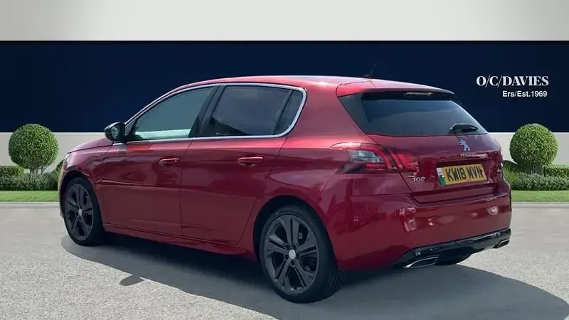 Gebraucht Peugeot 308 GT-line 130 PS (95 kW) 2018 Rot Kleinwagen
