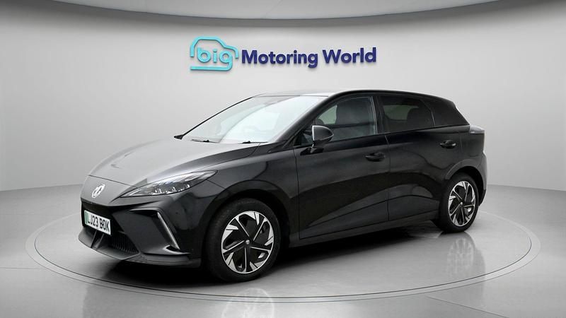 Used MG MG4 EV Trophy 150 kW (204 HP) 2023 Black Hatchback