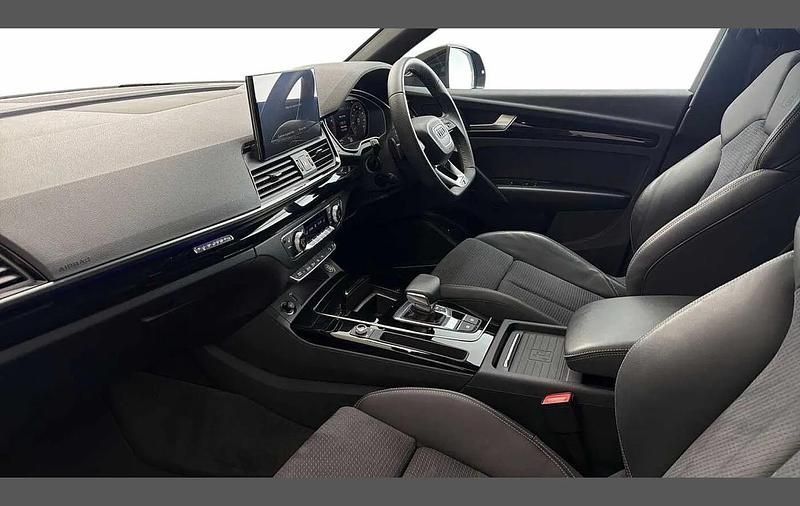 Used Audi Q5 Black Edition 261 HP (191 kW) 2023 Blue SUV