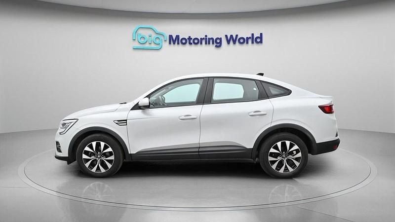 Used Renault Arkana Iconic 145 HP (106 kW) 2022 White SUV