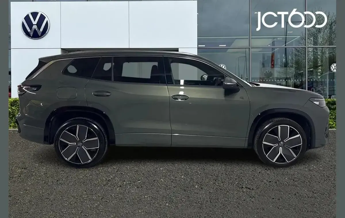 Used VW Tayron R-line 150 HP (110 kW) 2026 Green SUV