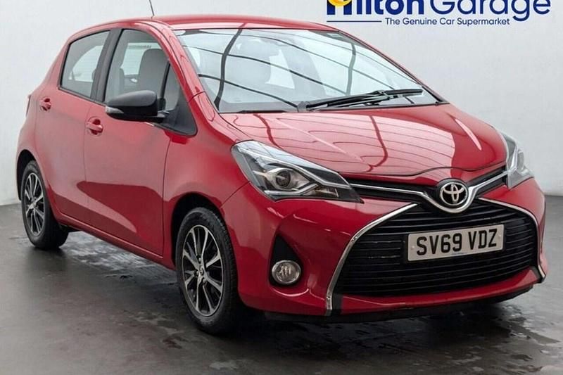 Used Toyota Yaris Hybrid 100 HP (73 kW) 2019