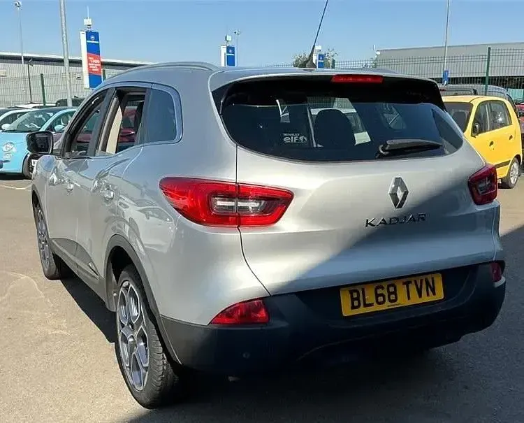 Used Renault Kadjar Dynamique 140 HP (102 kW) 2019 Silver SUV