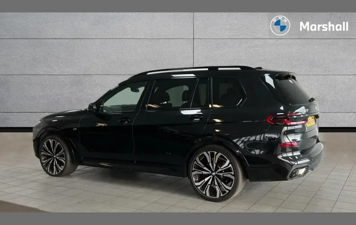 Used BMW X7 M Sport 380 HP (279 kW) 2024 Black SUV