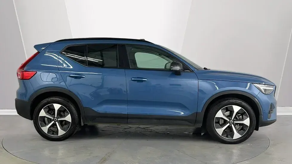 Used Volvo XC40 Ultimate 194 HP (142 kW) 2023 Blue SUV