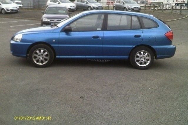 Used Kia Rio 80 HP (58 kW) 2004 Hatchback