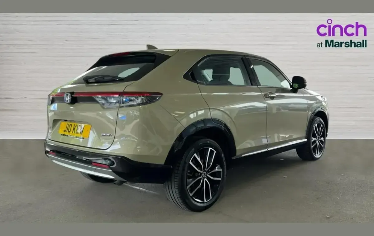 Used Honda HR-V Advance 128 HP (94 kW) 2022 Beige SUV