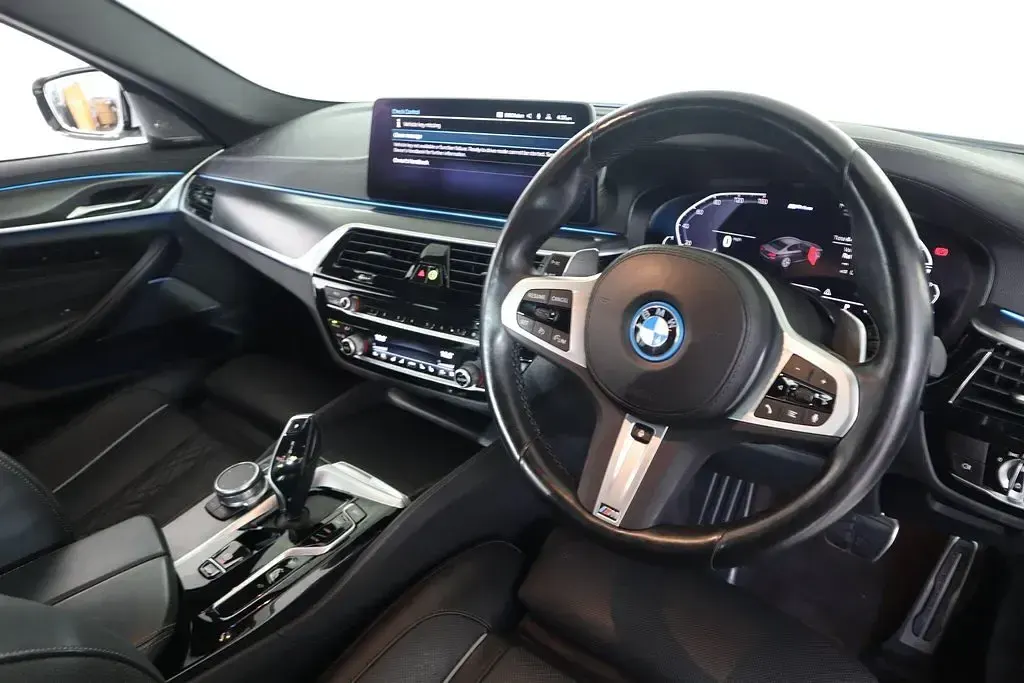 Used BMW 530e M Sport 2022 White Sedan