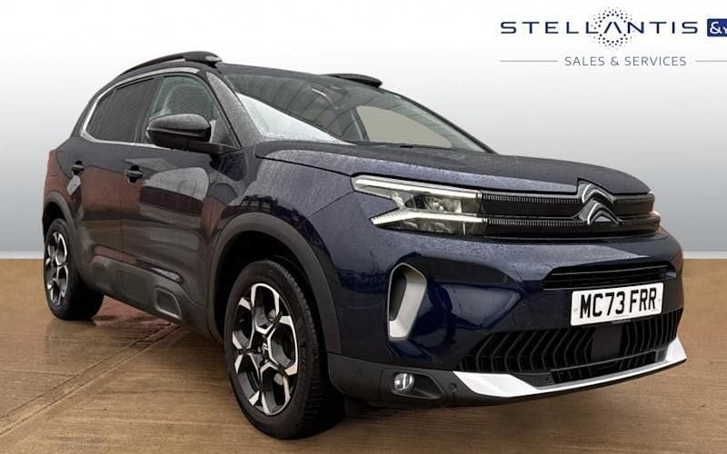 Used 2024 Citroën C5 PureTech Hatchback | £15,963 (Good price) - Image 1/4