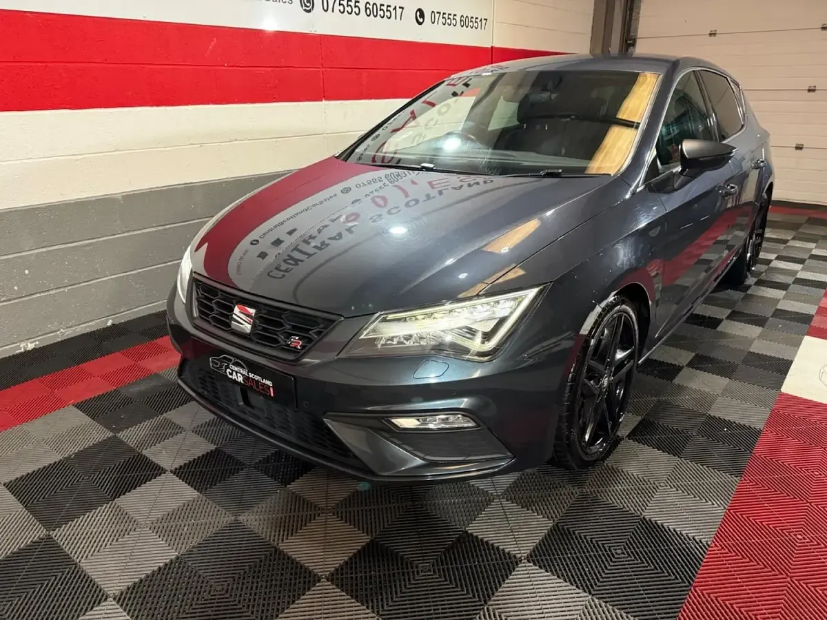 Used Seat Leon Black Edition 150 HP (110 kW) 2020 Grey Hatchback