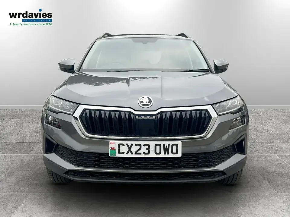 Used Skoda Karoq SE Drive 2023 Grey SUV