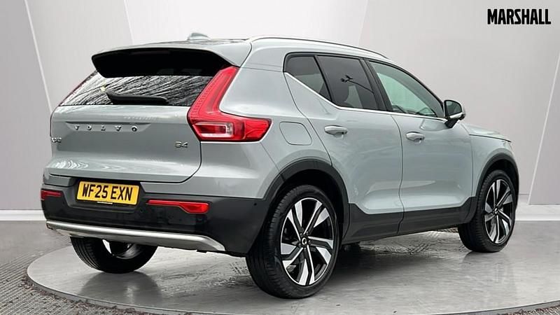 Used Volvo XC40 Ultra 197 HP (144 kW) 2025 Metallic  vapour grey SUV