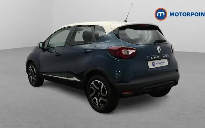 Usado Renault Captur Iconic 90 HP (66 kW) 2019 Azul SUV