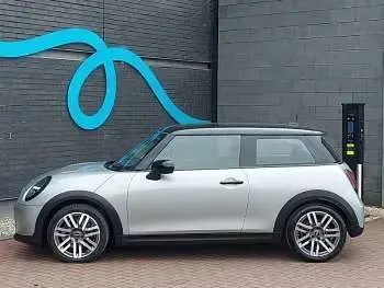 Used Mini Cooper Classic 114 kW (156 HP) 2025 Silver Hatchback