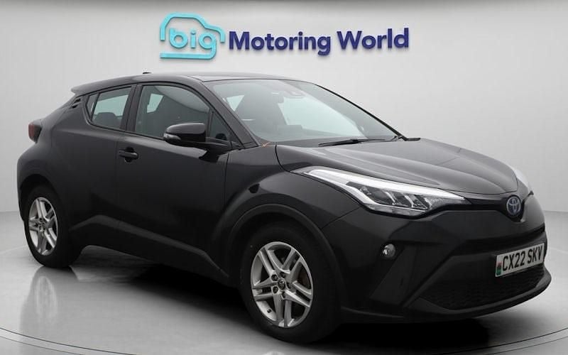 Used 2022 Toyota C-HR SUV | £18,100 (Good price) - Image 1/4