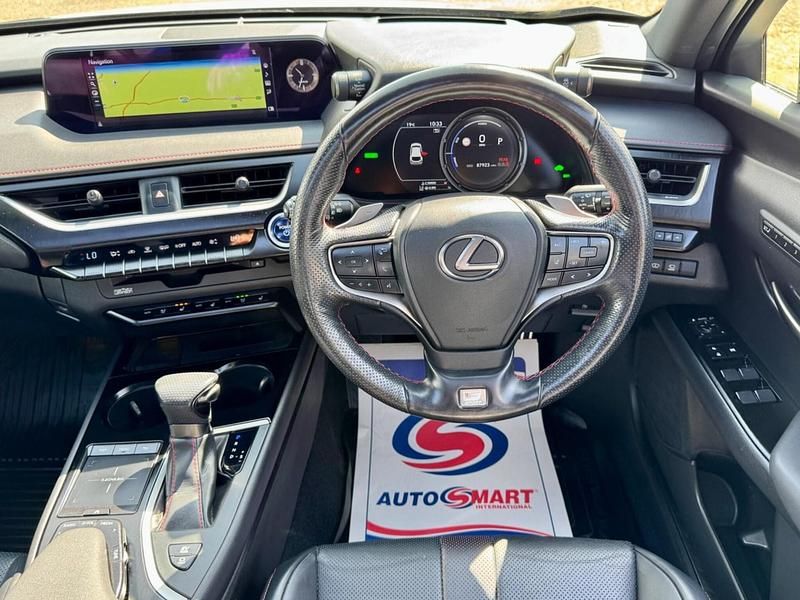 Used Lexus UX E-FOUR 184 HP (135 kW) 2020 Grey SUV