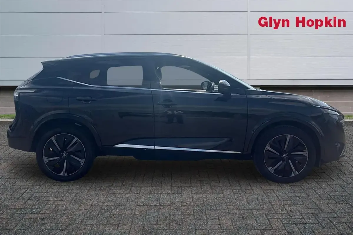 New Nissan Qashqai Tekna 140 HP (102 kW) 2025 Black SUV