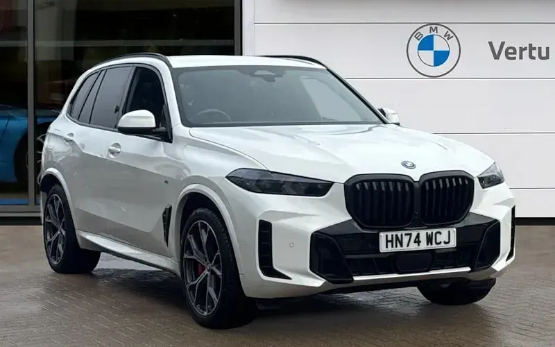 Usado BMW X5 M Sport 489 HP (359 kW) 2026 SUV