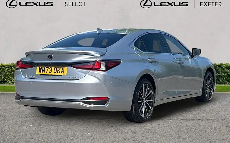 Usado Lexus ES300H 218 CV (160 kW) 2021 Berlina