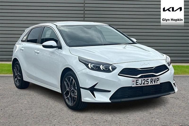 New 2025 Kia Ceed 2 Hatchback | £23,299 (Fair price) - Image 1/1