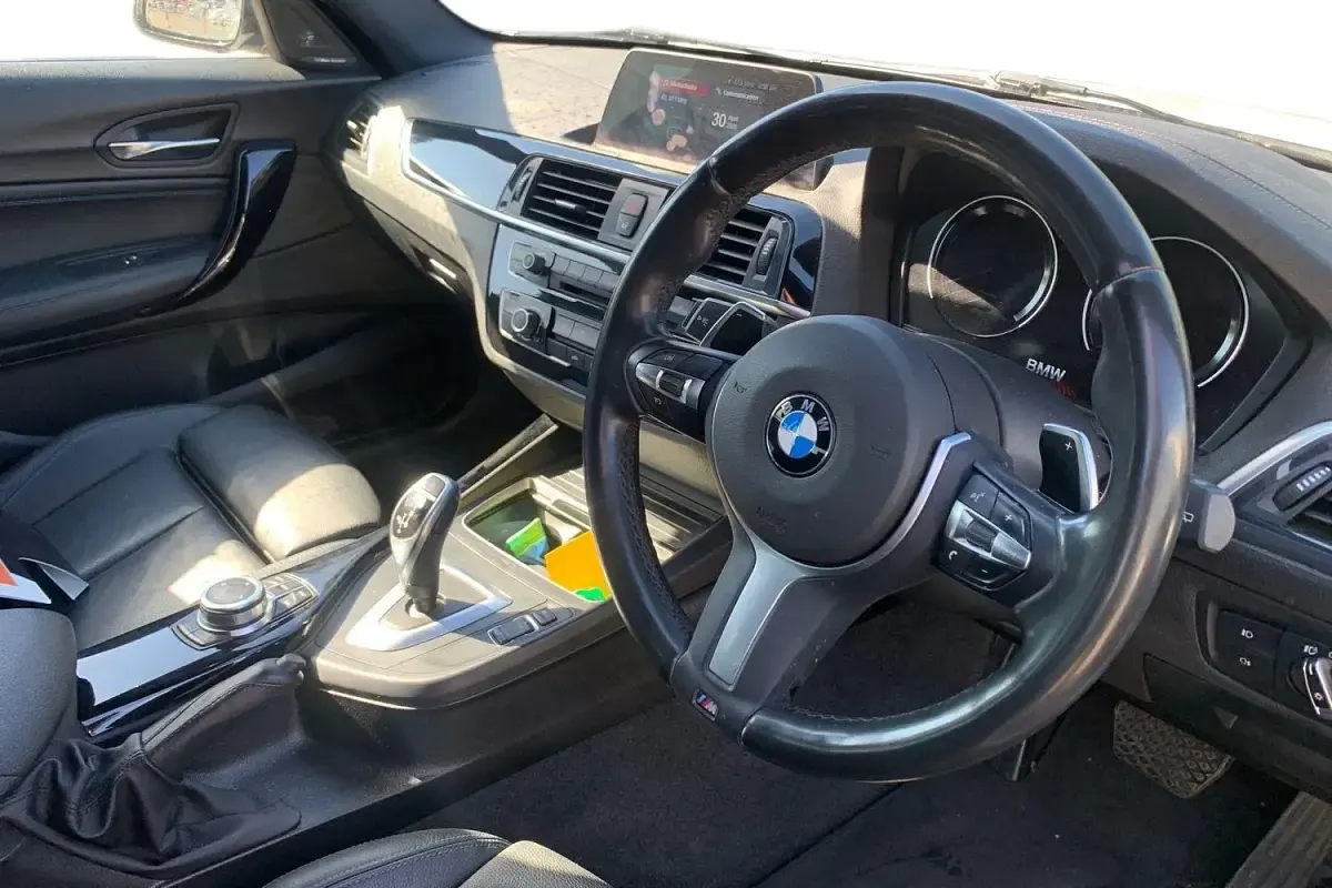 Używany BMW 120 Efficient Dynamics 184 KM (135 kW) 2018 Biały Hatchback