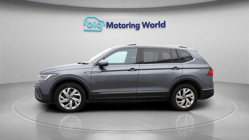 Used VW Tiguan Allspace S 148 HP (108 kW) 2022 Grey SUV
