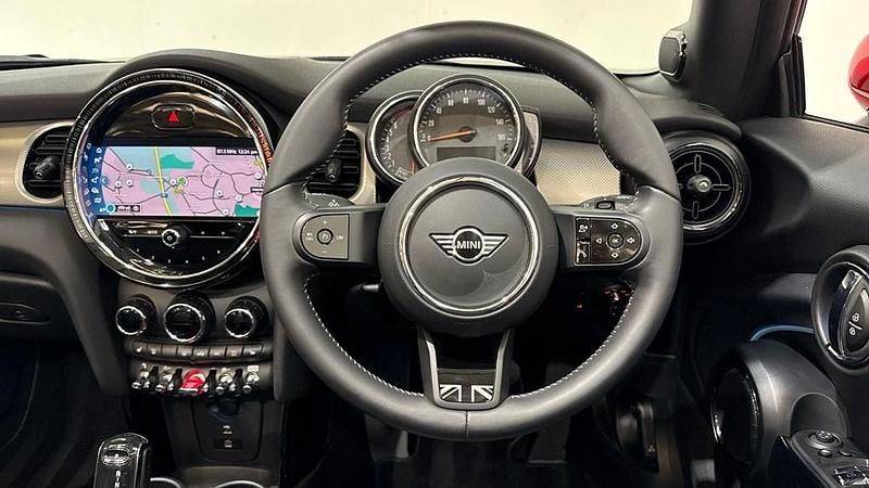 Usado Mini Cooper Cabriolet Exclusive 2022 Vermelho Cabrios